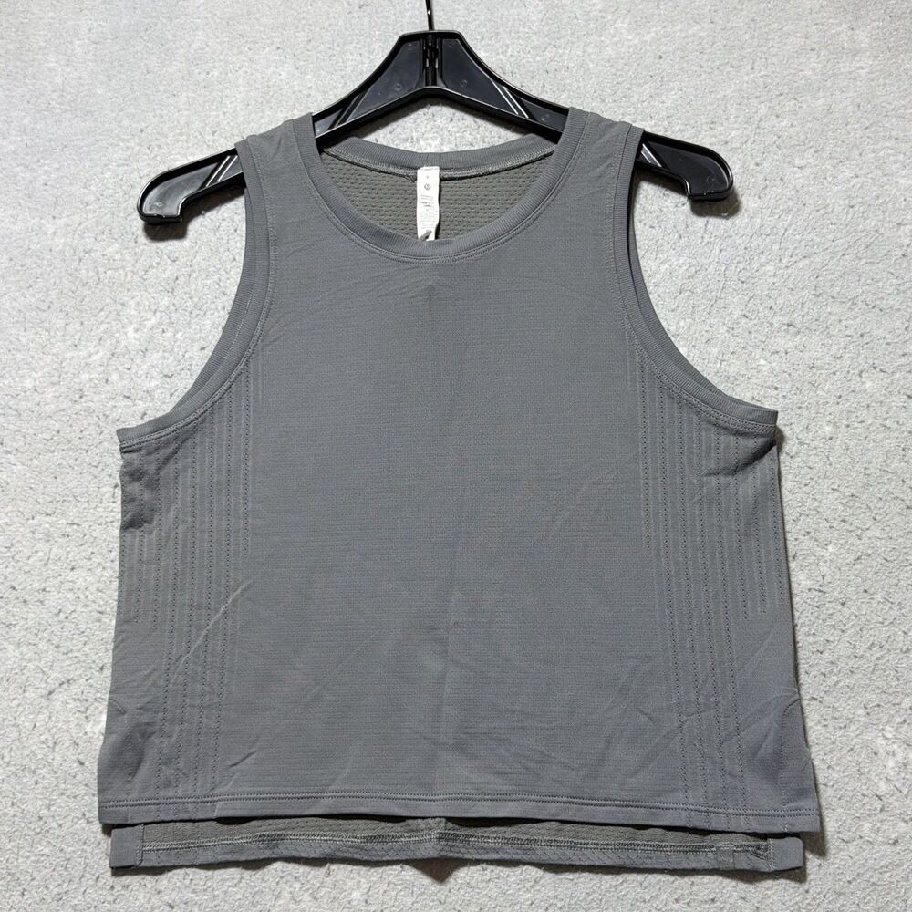 Lululemon Train to Be Tank Top Women’s Size 6 Gray Seamless Mesh Ventilated